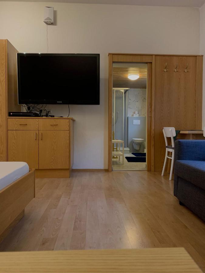 Ferienwohnung Schweng Tux Luaran gambar